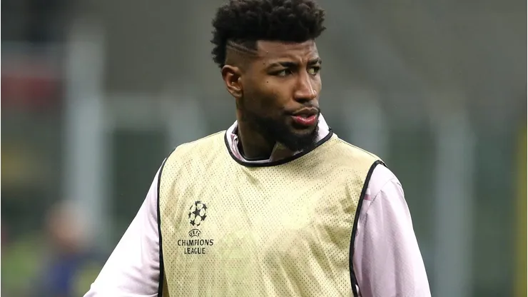 MILAN, ITALY - JANUARY 22: Emerson Royal of AC Milan warms up prior to the UEFA Champions League 2024/25 League Phase MD7 match between AC Milan and Girona FC at Stadio San Siro on January 22, 2025 in Milan, Italy. (Photo by Marco Luzzani/Getty Images)