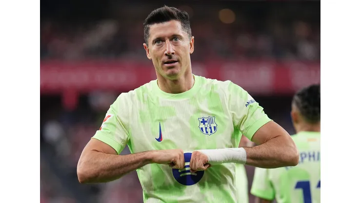 Robert Lewandowski faz mistério sobre seu futuro no Barcelona