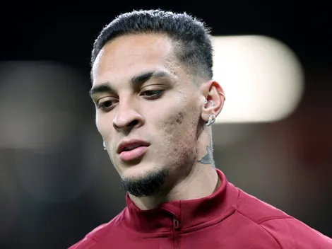 Manchester United rejeita R$ 129 milhões do Betis por Antony