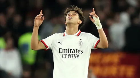 João Félix comemorando pelo Milan