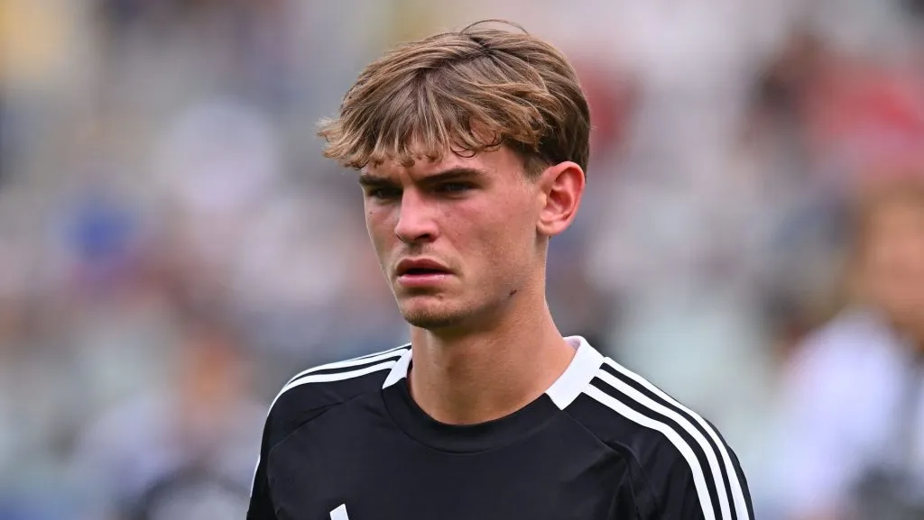 Real Madrid corre risco de perder direitos sobre Nico Paz, diz jornalista