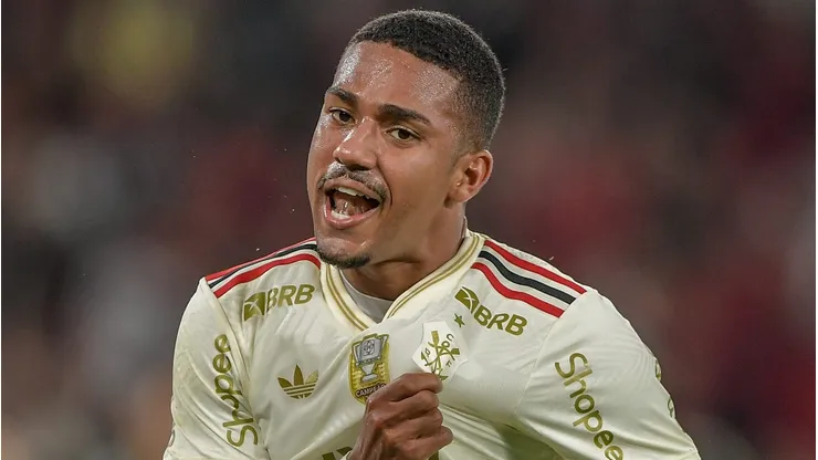 Samuel Lino estava no radar da Seleção Brasileira mas não foi convocado. Foto: Thiago Ribeiro/AGIF