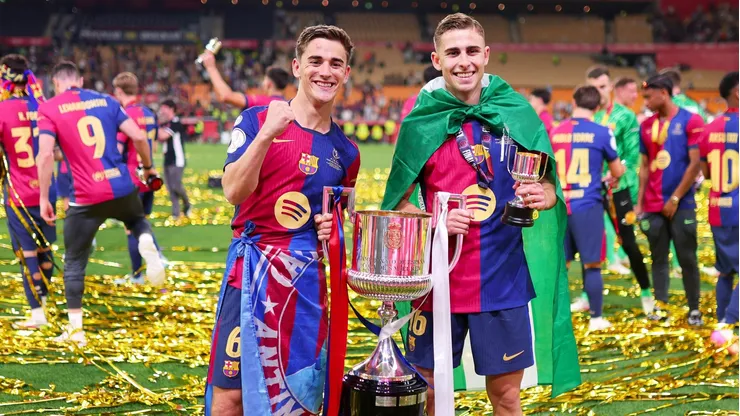 Barcelona e Hansi Flick concordam e Fermín López será vendido em caso de boa proposta. (Photo by Fran Santiago/Getty Images)