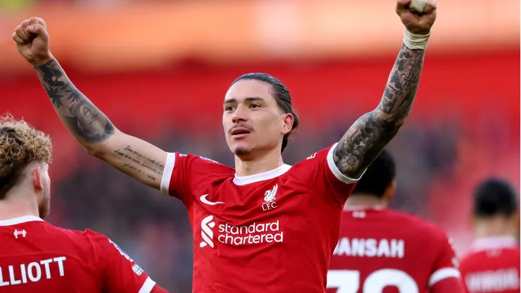 Liverpool informa Milan e Juventus preço para vender Darwin Núñez. (Photo by Justin Setterfield/Getty Images)