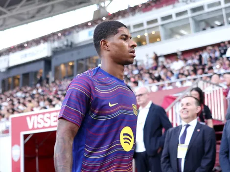 Barcelona encerra contratações e prioriza inscrições