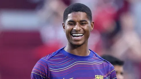 Barcelona goleia com gol de Rashford.