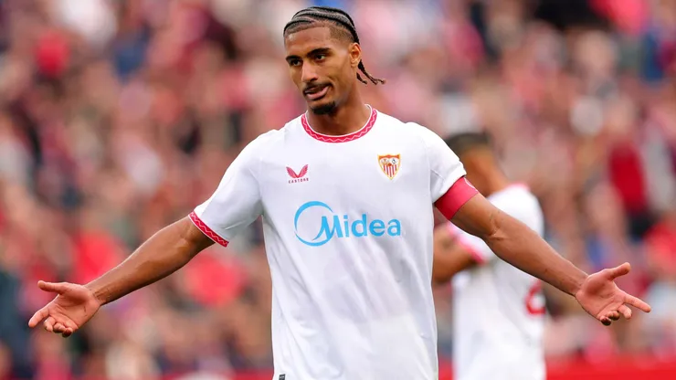 Loïc Badé não aceitou proposta do Bournemouth e agora interessa fortemente ao Sunderland – Foto: Getty
