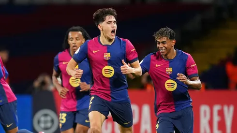 Barcelona confirma lesão de Pau Cubarsí contra o Daegu, da Coréia. Foto: Alex Caparros/Getty Images)