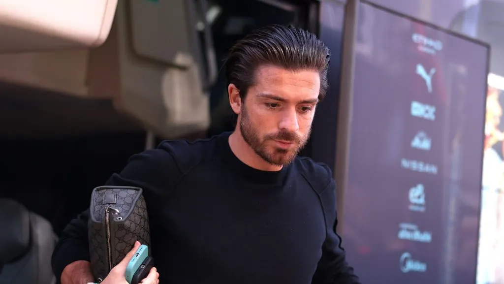 Manchester City topa negociar Grealish com pagamento integral do salário