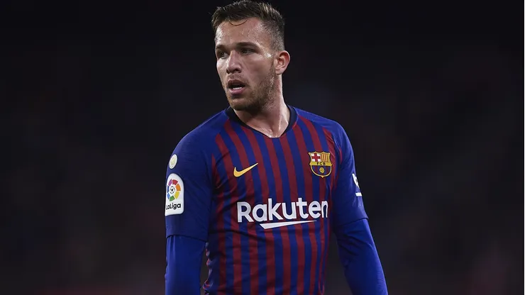 Halilović, ex-Barcelona, é oferecido ao Grêmio e pode ser anunciado junto de Arthur Melo. (Photo by Aitor Alcalde/Getty Images)