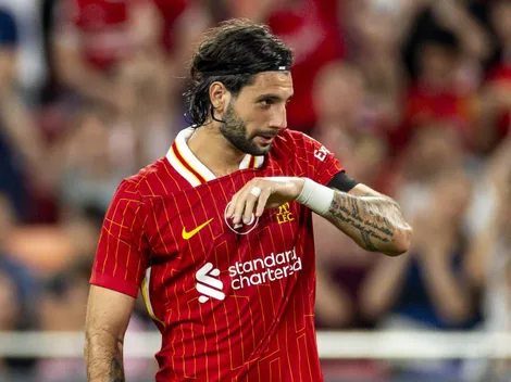 Suspensão de Gravenberch impulsiona Szoboszlai à titularidade no Liverpool