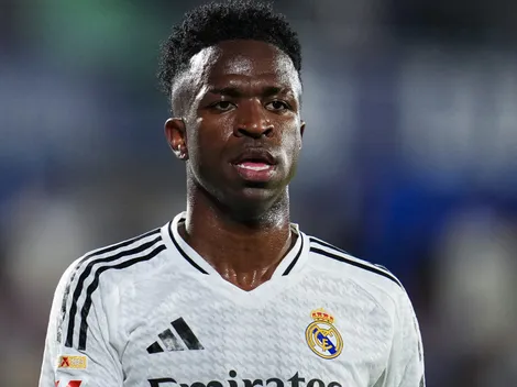 Marmoush fica de fora e torcida detona Bola de Ouro