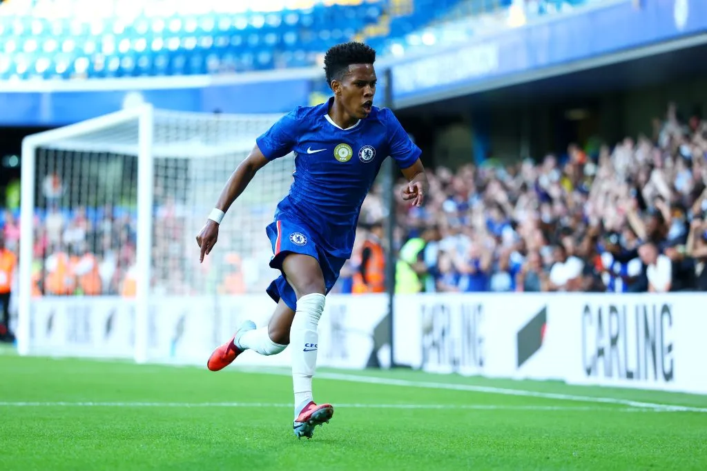 Estêvão vem impressionando no Chelsea. (Photo by Bryn Lennon/Getty Images)