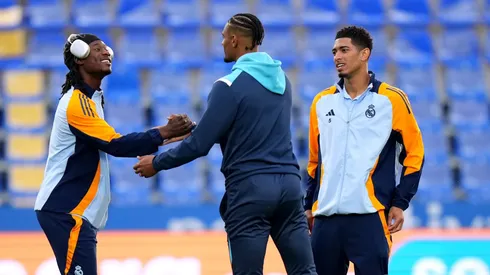 O Real Madrid enfrenta o WSG Tirol em Innsbruck para abrir a temporada 2025-26 com um elenco que mescla novos talentos e importantes ausências no meio-campo. (Photo by Angel Martinez/Getty Images)