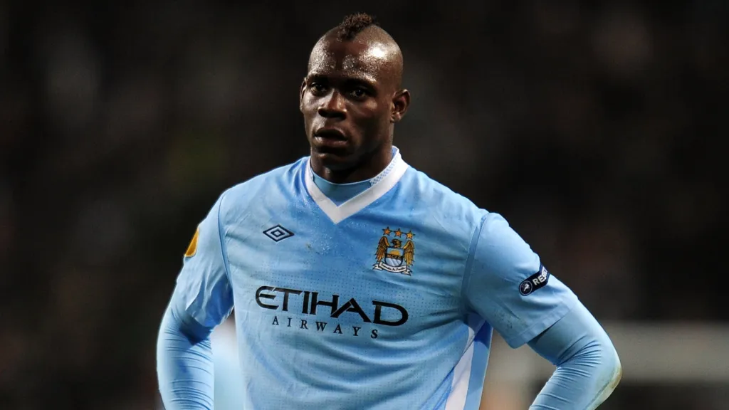 Mario Balotelli em jogo do Manchester City. (Foto: Shaun Botterill/Getty Images)