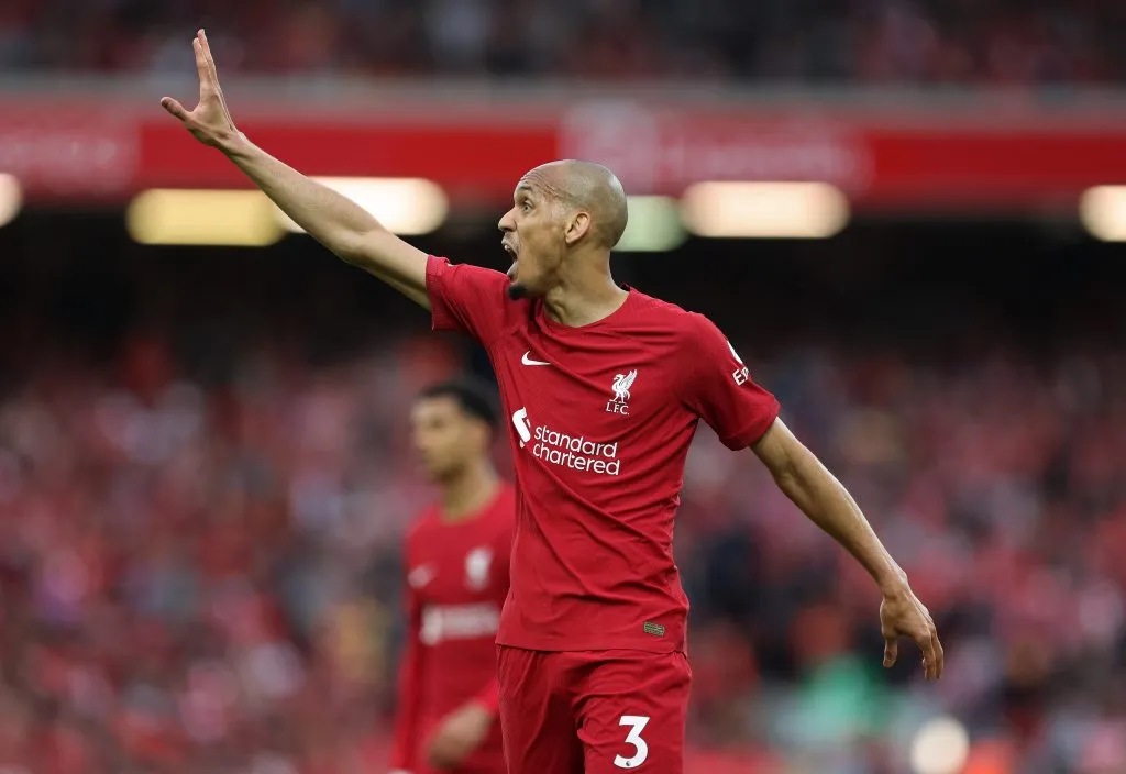 Fabinho quando atuava pelo Liverpool (Photo by Alex Livesey/Getty Images)