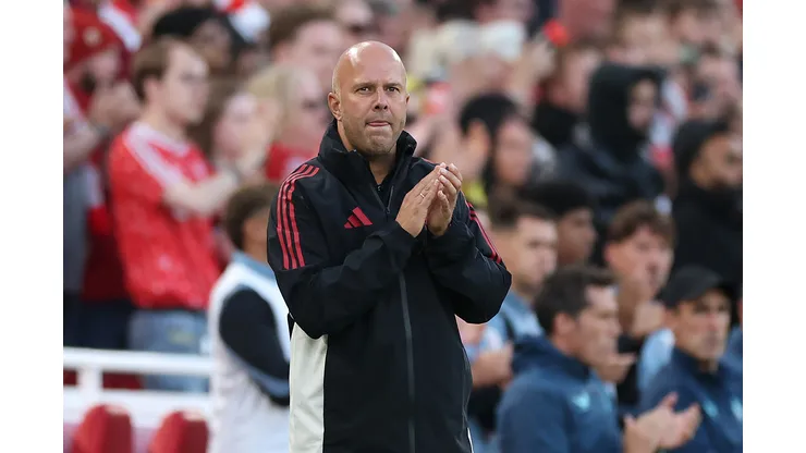 Arne Slot, técnico do Liverpool. (Photo by Carl Recine/Getty Images)