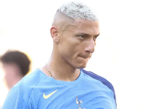 Richarlison ainda tem futuro indefinido no Tottenham
