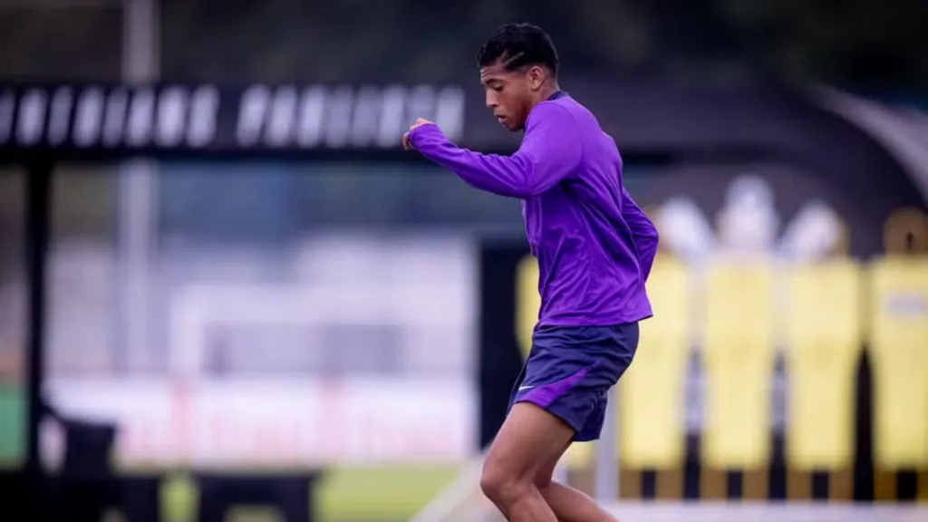 Kauê Furquim em treino (Foto: Rodrigo Coca/SCCP)