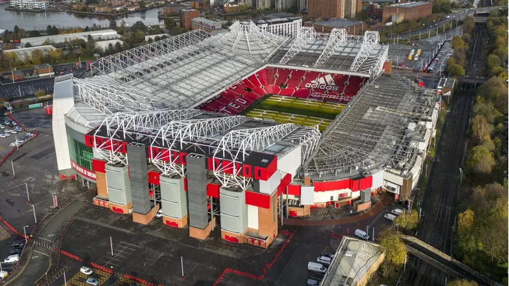 O Old Trafford, estádio do Manchester United, será reformado Quando começam as obras (Photo by Christopher Furlong/Getty Images)