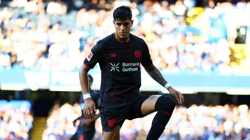 Entretanto, o Newcastle United resiste em liberar o zagueiro, peça-chave de sua defesa e com contrato até 2027. (Photo by Bryn Lennon/Getty Images)