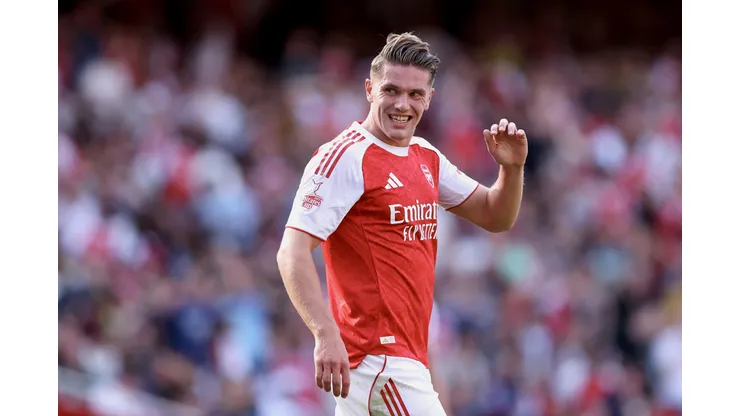 Gyökeres em ação pelo Arsenal. (Photo by Alex Pantling/Getty Images)