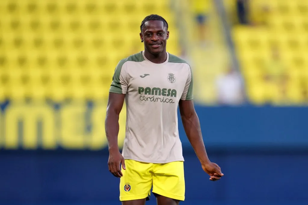 Eyong em ação com o Villarreal (Photo by Aitor Alcalde/Getty Images)