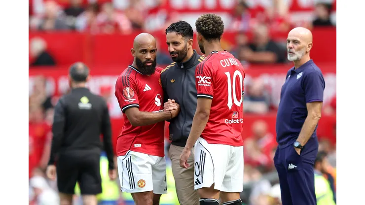 Ruben Amorim é o técnico do Manchester United. (Photo by Matt McNulty/Getty Images)