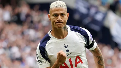 Campeão da Europa League, o Tottenham pode sonhar com a Champions? Foto: Julian Finney/Getty Images