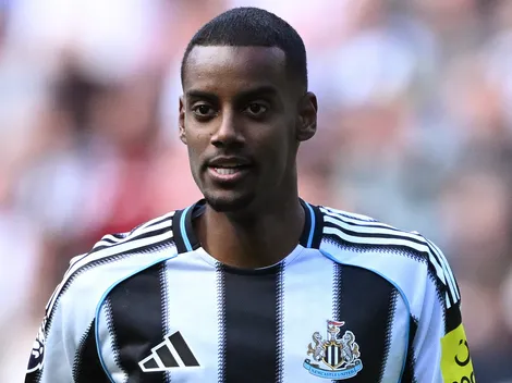 Liverpool fecha com Isak e faz proposta oficial pelo zagueiro Guéhi