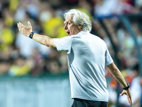 Jorge Jesus perde paciência com Mané por expulsão em Al-Nassr x Al-Ittihad