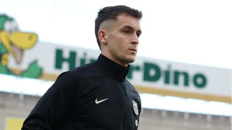 Barcelona pode negociar Marc Casadó com Chelsea por R$ 320 milhões. Foto: Florencia Tan Jun/Getty Images