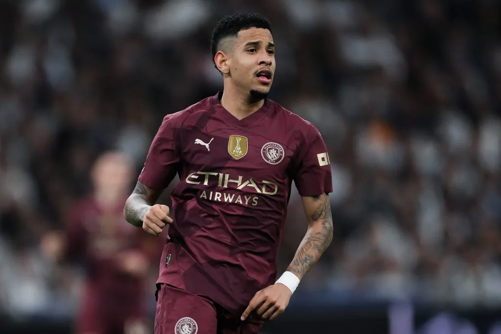 Savinho, do Manchester City: na mira do Tottenham – Photo by David Ramos/Getty Images