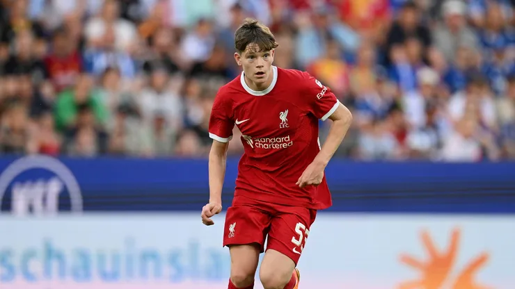 James McConnell em ação pelo Liverpool. Foto: Matthias Hangst/Getty Images