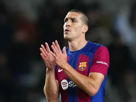 Barcelona negocia rescisão de contrato e tenta inscrever novos jogadores na La Liga