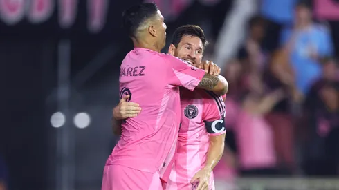 Luis Suárez e Messi juntos no Inter Miami. (Photo by Megan Briggs/Getty Images)