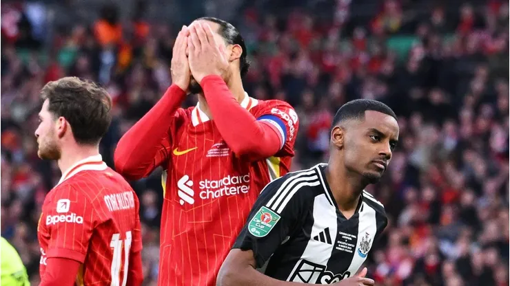 Isak comemorando um gol contra o Liverpool. Foto: Stu Forster/Getty Images)