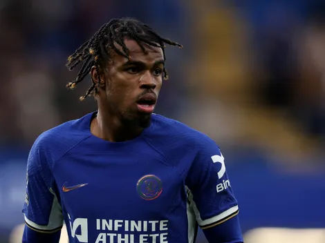 Chelsea deve negociar Carney Chukwuemeka e Aarón Anselmino com o Borussia