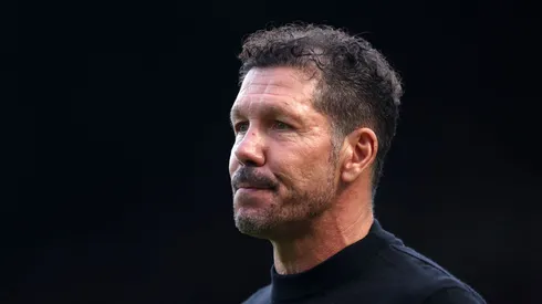 Simeone apontou que, embora o clube viva expansão recorde em sócios, contratos e estrutura, a equipe dentro de campo dá sinais claros de estagnação. (Foto: George Wood/Getty Images)