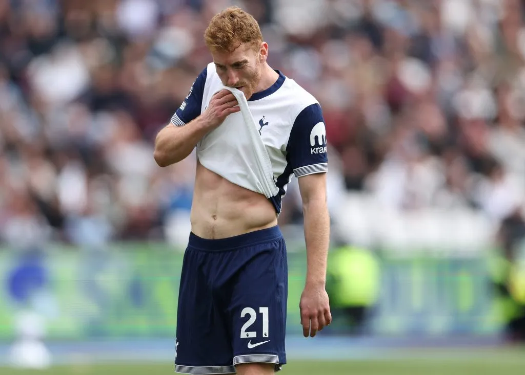 Dejan Kulusevski: desfalque no Tottenham – Photo by Ryan Pierse/Getty Images