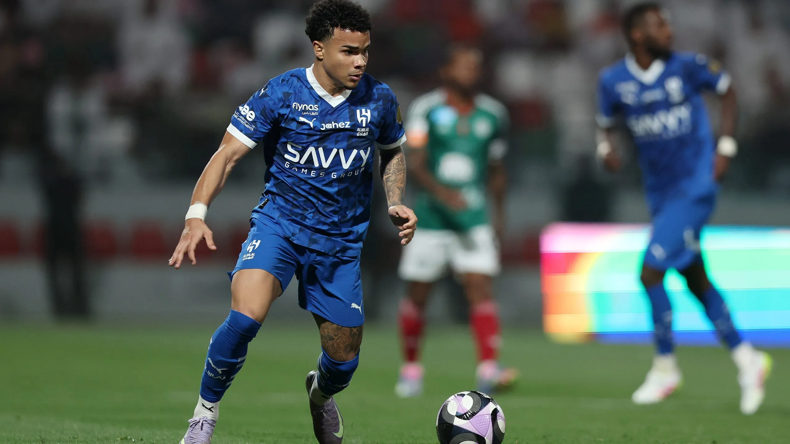 Kaio César em jogo do Al-Hilal. Foto: Yasser Bakhsh/Getty Images