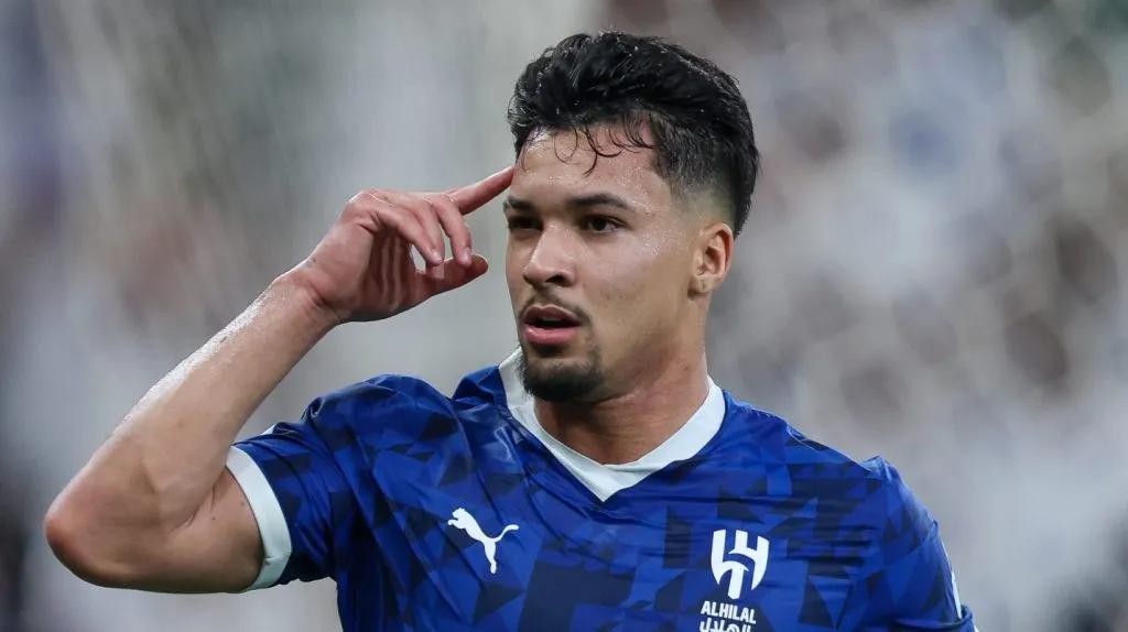 Marcos Leonardo pelo Al-Hilal.