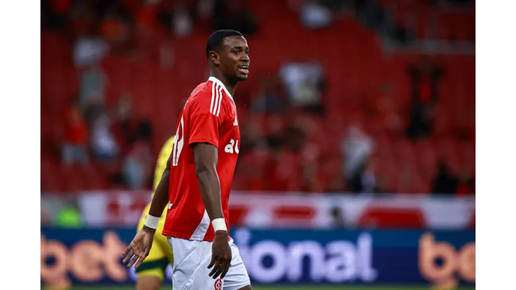 Ricardo Mathias, revelação do Internacional - Foto: Maxi Franzoi/AGIF