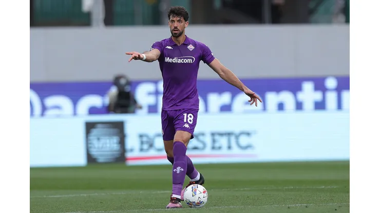Pablo Mari Villar, da ACF Fiorentina, em ação durante a partida da Série A entre Fiorentina e Atalanta, no Estádio Artemio Franchi, em 30 de março de 2025, em Florença, Itália. Foto: Gabriele Maltinti/Getty Images