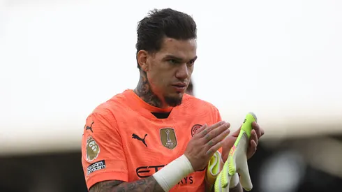 Ederson ficou no banco de reservas em City x Tottenham.