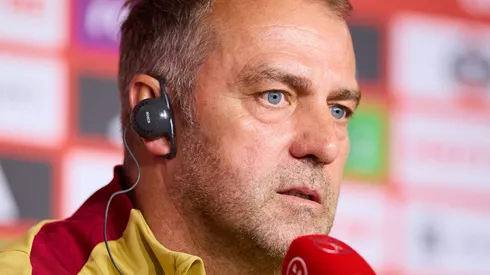 Barcelona não deve negociar Marc Casadó após atitude de Hansi Flick. Foto: Fran Santiago/Getty Images