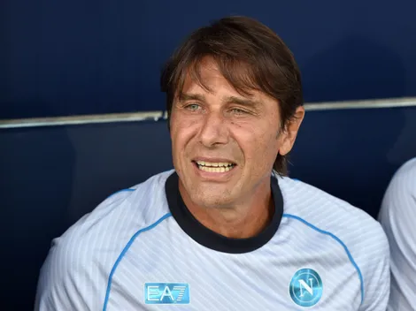 Napoli de Conte se aproxima de Højlund, do United
