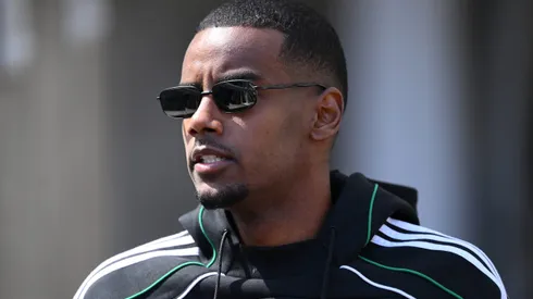 Liverpool ainda não desistiu de contratar Isak. (Photo by Stu Forster/Getty Images)