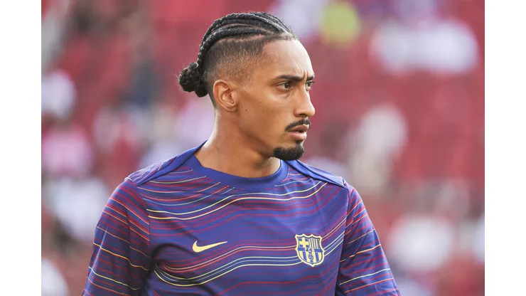 Raphinha é um dos craques do Barcelona (Photo by Rafa Babot/Getty Images)