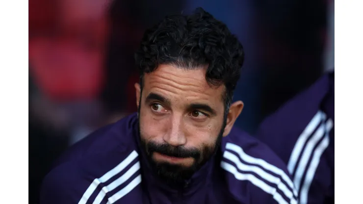Ruben Amorim, técnico do Manchester United. (Photo by George Wood/Getty Images)